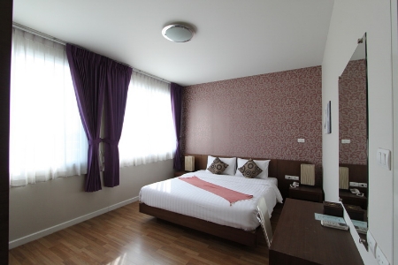 1 Bedroom Suite Double bed Room only