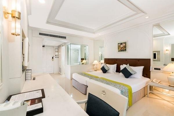Mini Suite Plus - Sea View Twin Bed