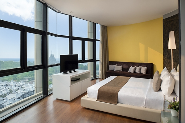 1-Bedroom Wow Suite