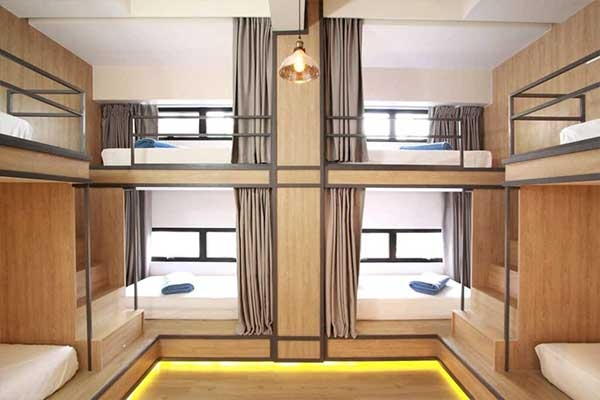 SHARED 8-BED LADIES DORM