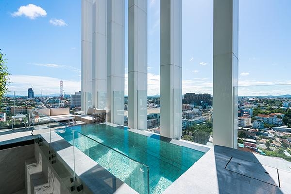 Penthouse Suite with Private Pool